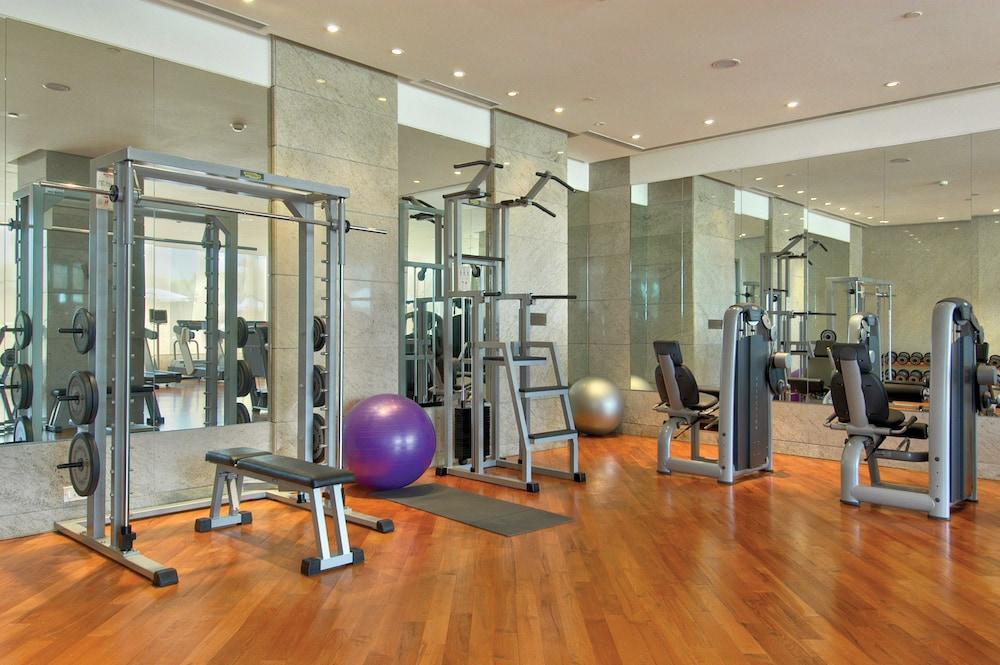 하얏트 리젠시 뭄바이 호텔 외부 사진 A gym at a hotel