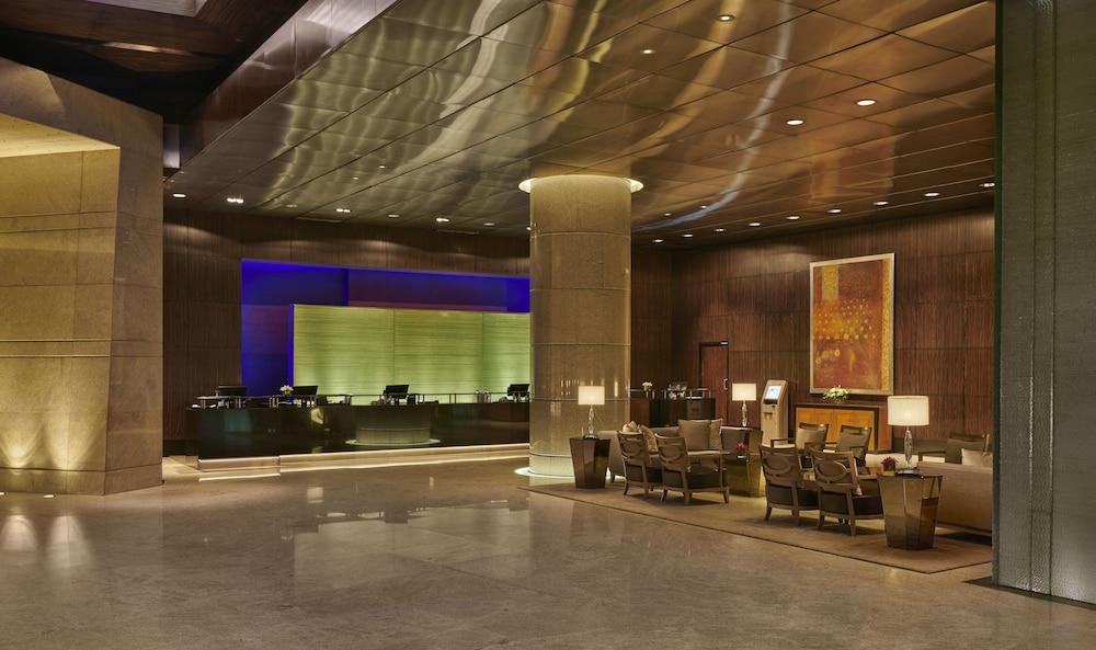 하얏트 리젠시 뭄바이 호텔 외부 사진 The lobby of the hotel